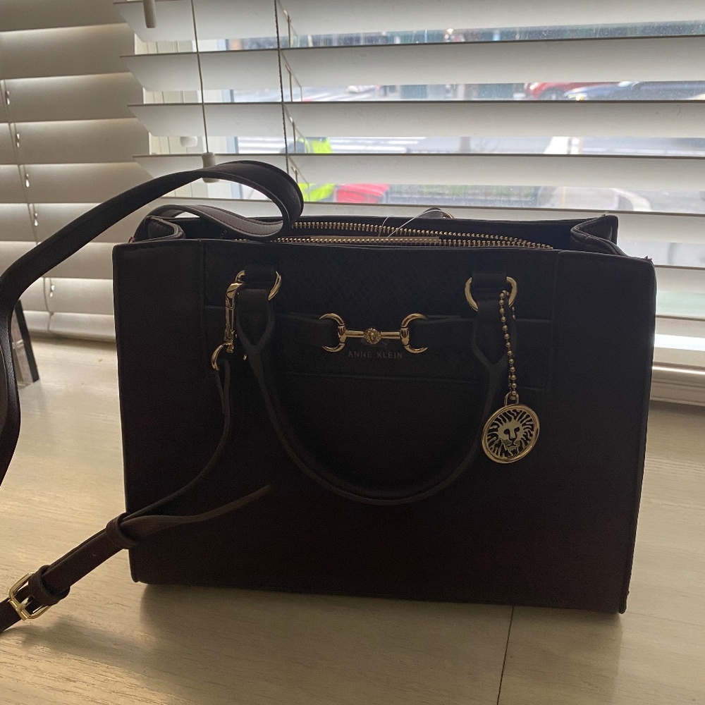 NWT Ann Klein Sloan Convertible Leather  Satchel